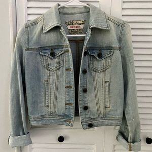 Hot Kiss light denim jacket